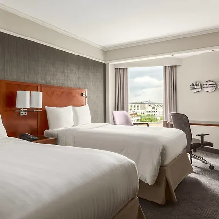 Marriott Rive Gauche & Conference Center Hotel 4*