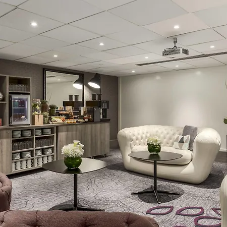 Marriott Rive Gauche & Conference Center 4*
