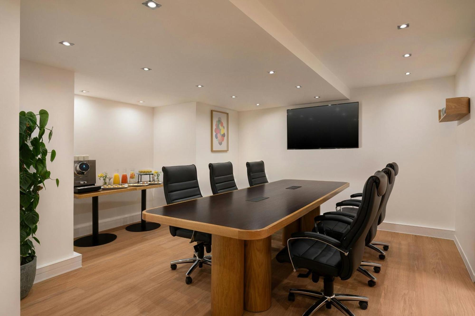 Marriott Rive Gauche & Conference Center Hotel Parigi