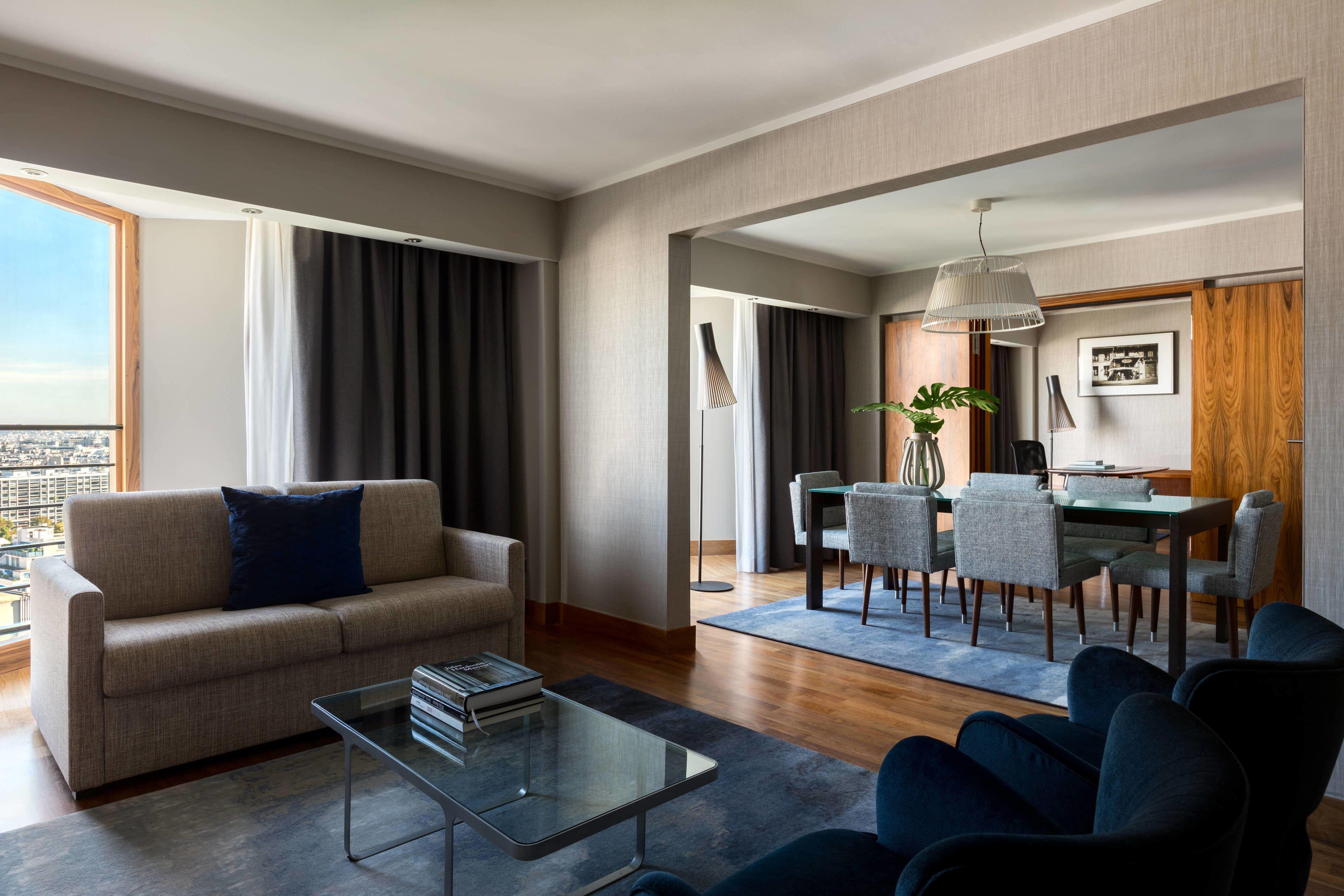 Marriott Rive Gauche & Conference Center Hotel 4*