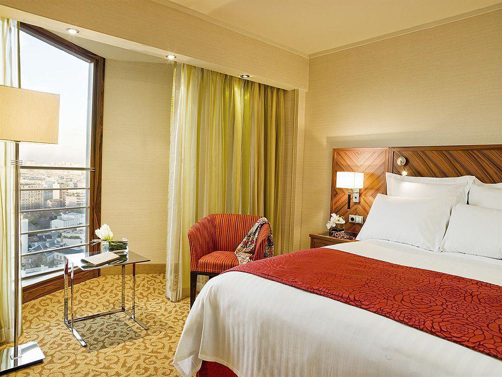 Hotel Marriott Rive Gauche & Conference Center Parigi